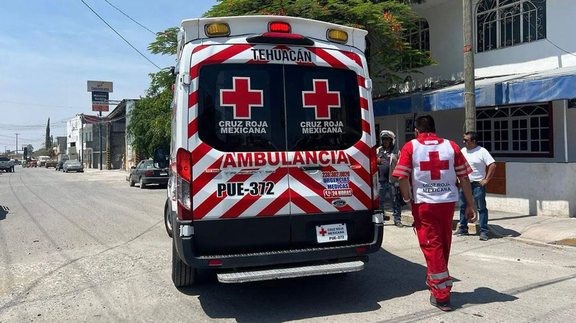 Con lesiones en varias partes del cuerpo resultó un motociclista en Tehuacán